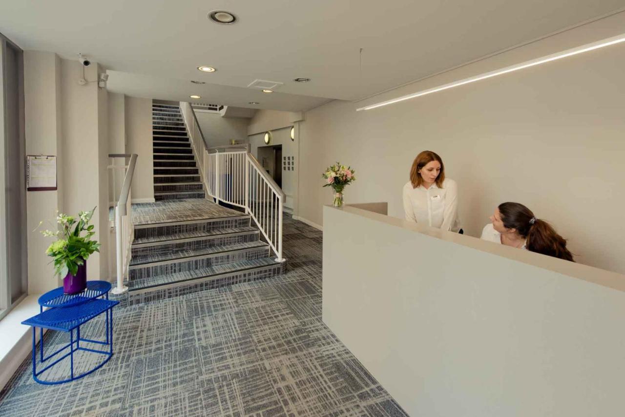 Premier Suites เรดดิ้ง ภายนอก รูปภาพ